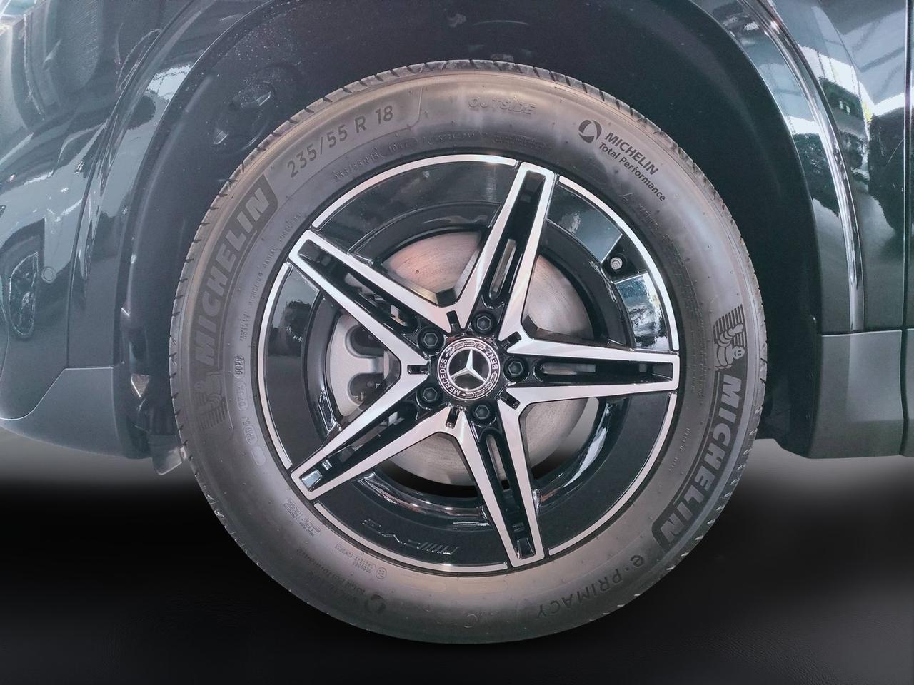 Mercedes-Benz EQA 300 4MATIC