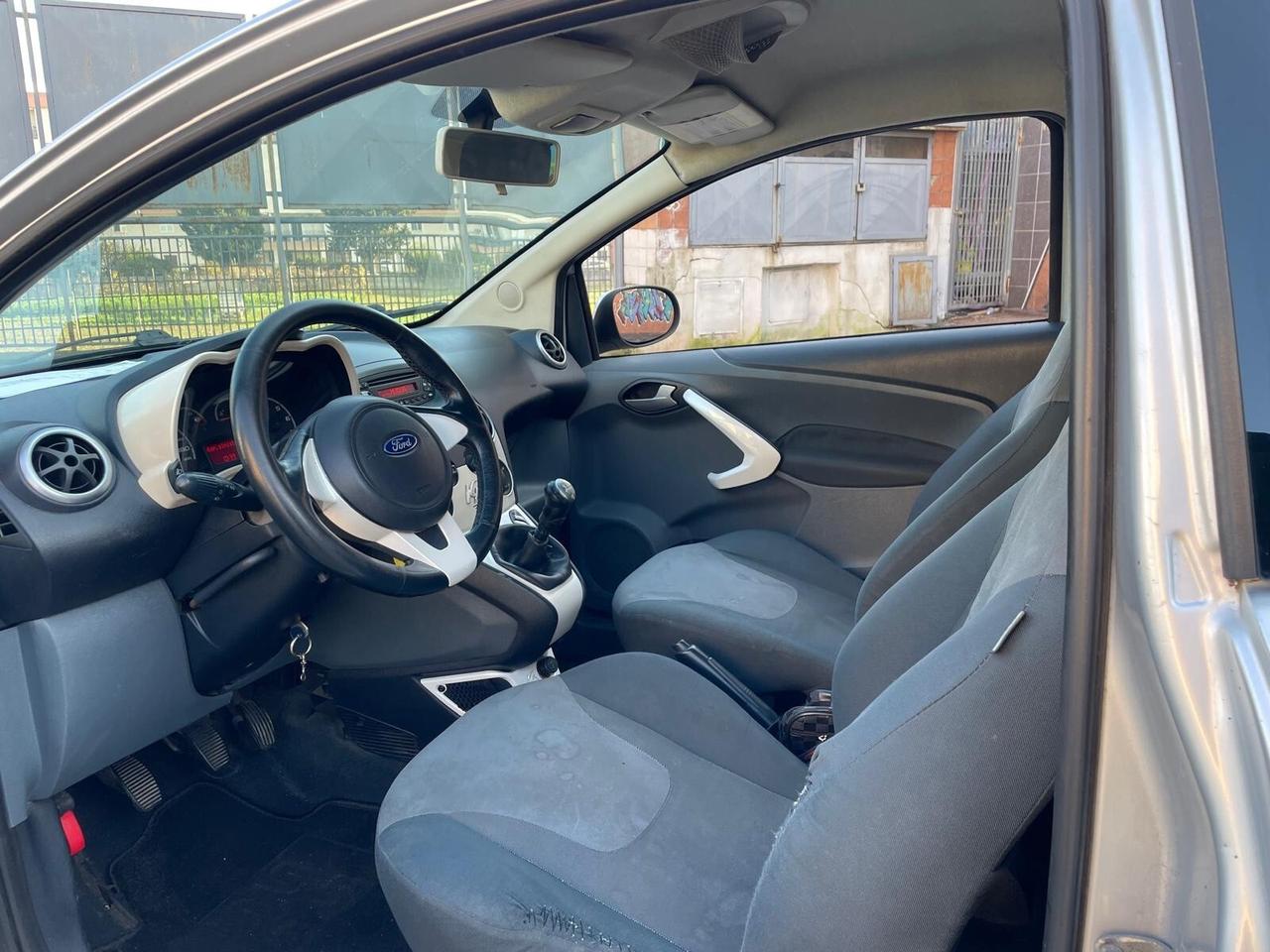 Ford Ka 1.3 TDCi 75CV Titanium Full Perfett