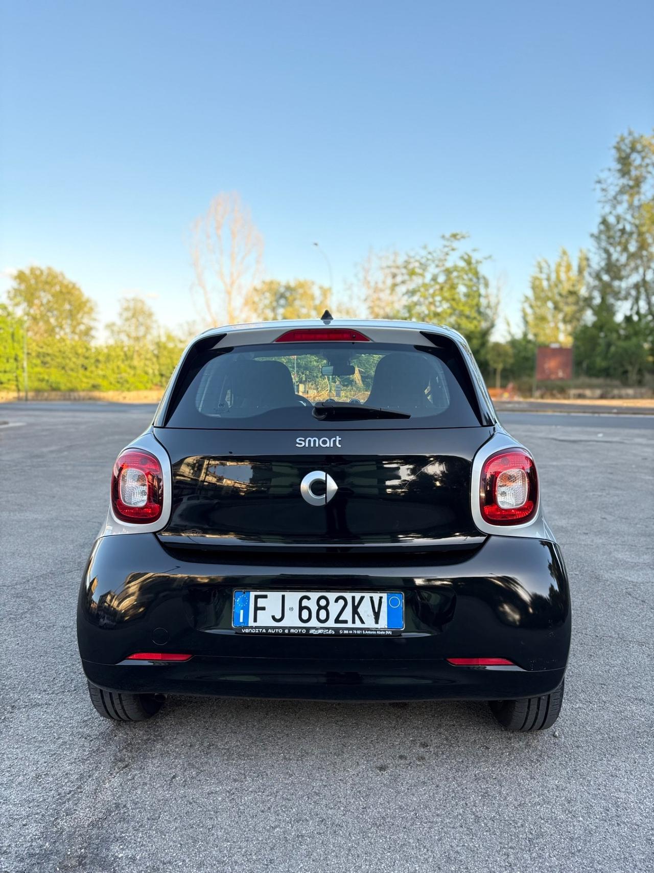 Smart ForFour AUTOMATICA 1.0 Benzina 70cv