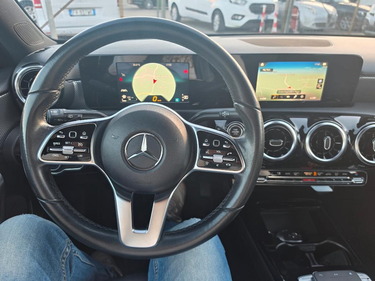 Mercedes-benz A 180 d Automatic Premium
