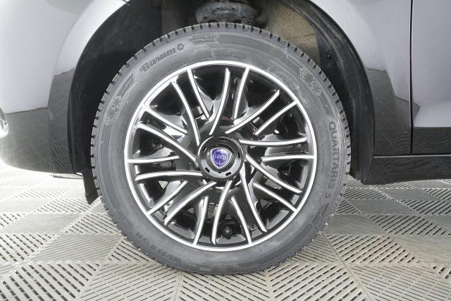 LANCIA Ypsilon Ypsilon 1.0 FireFly 5 porte S&S Hybrid Silver