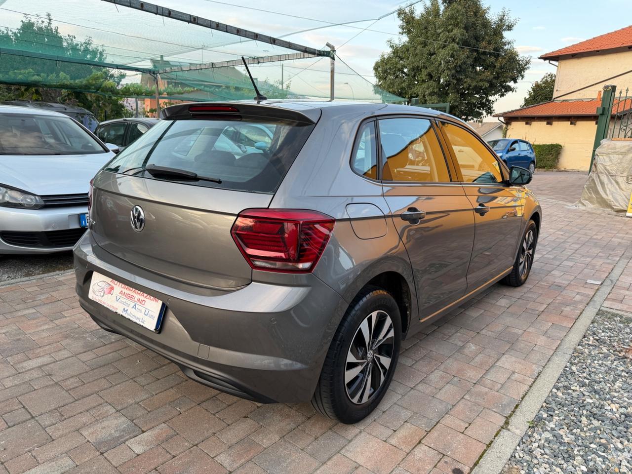 Volkswagen Polo 1.6 TDI ok per neopatentati
