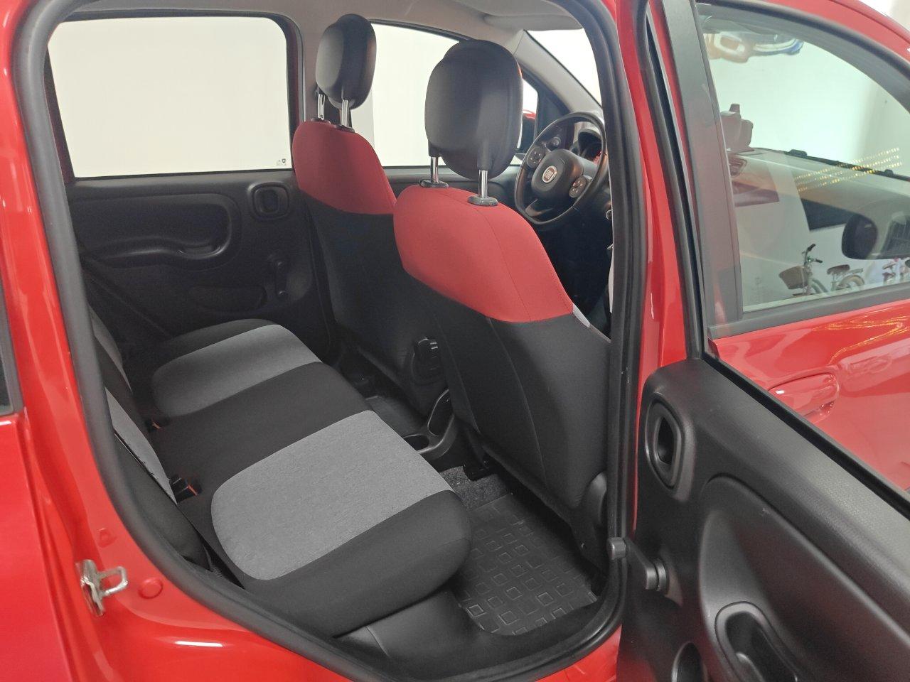 Fiat Panda 1.3 mjt 16v Lounge s&s 95cv LEGGI