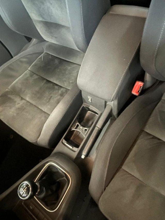 VOLKSWAGEN Golf 1.6 TDI DPF 5p. Highline