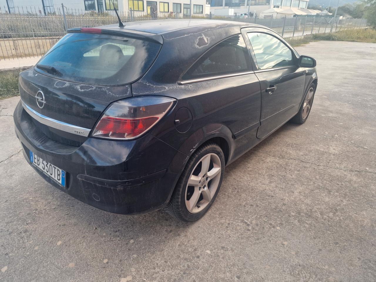 Opel Astra GTC 1.6 T 16V 3 porte Cosmo