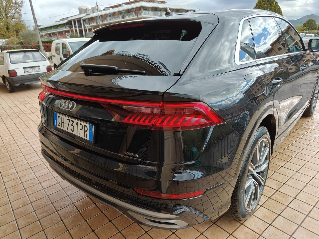 Audi Q8 45 TDI quattro tiptronic Sport