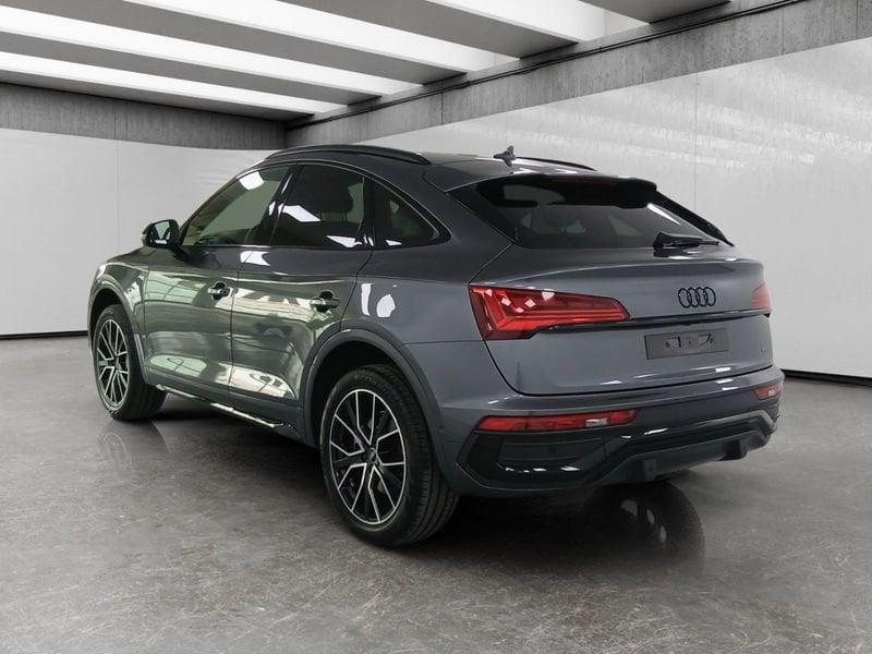 Audi Q5 Sportback 40 2.0 tdi mhev 12V Identity Black quattro s-tronic
