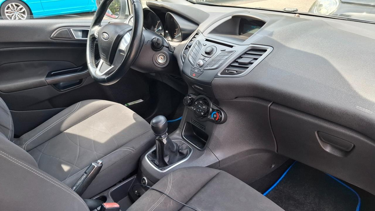 Ford Fiesta benzina gpl