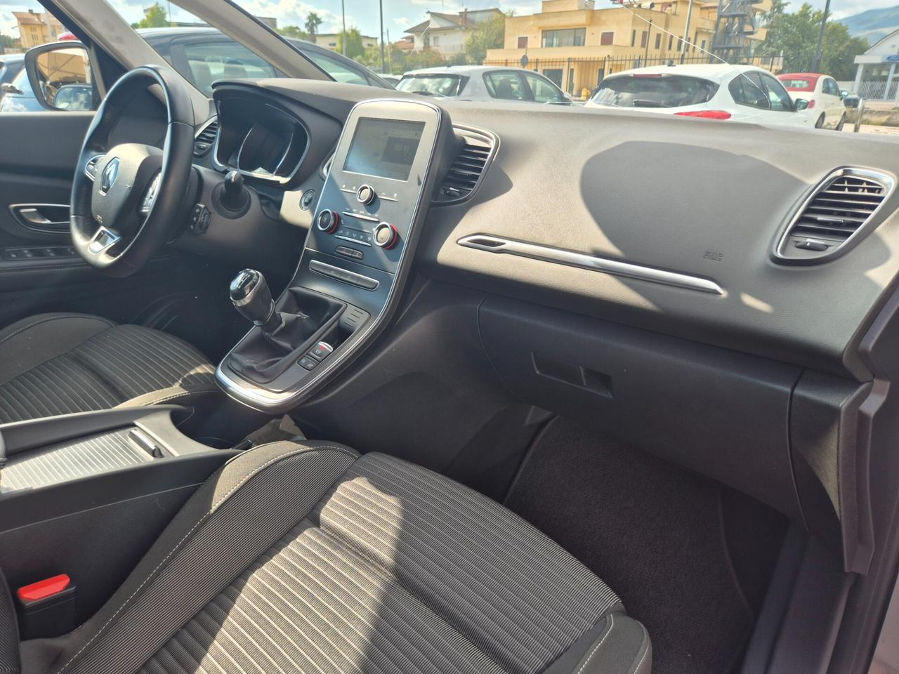 Renault Scenic Blue dCi 150 CV Sport Edition2