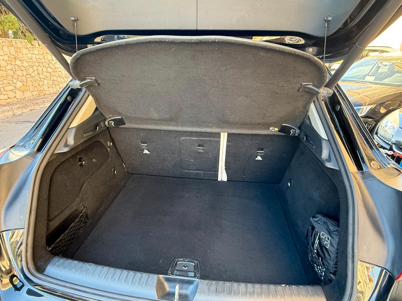 Mercedes-benz GLA 200d
