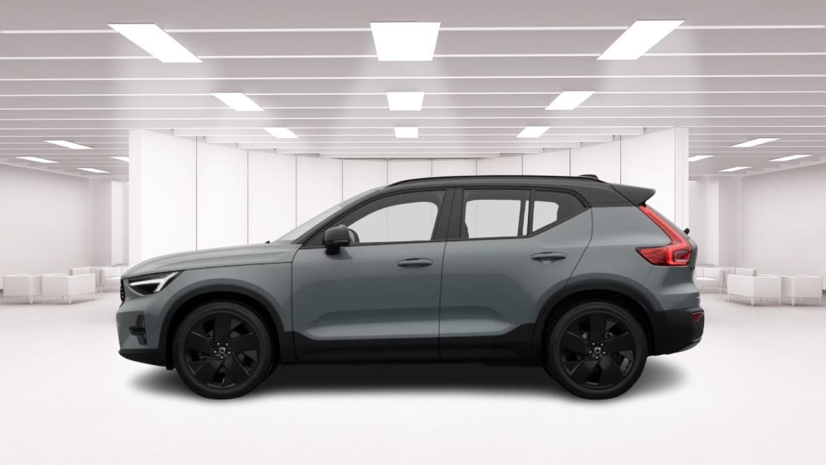 VOLVO Xc40 B3 Mild Hybrid Automatico Ultra Black Edition