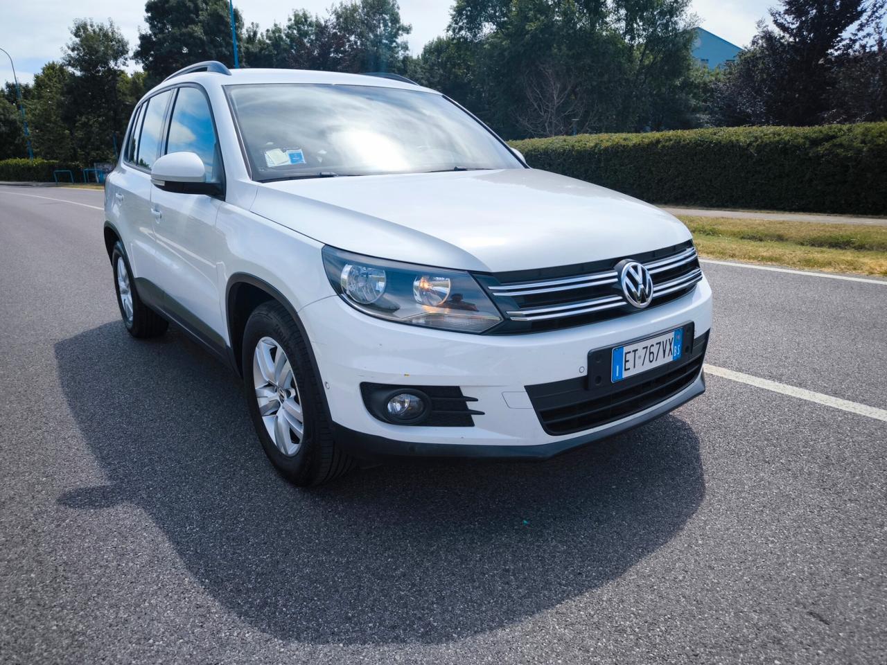 VOLKSWAGEN TIGUAN 1,4 TSI BENZINA 122 CV-OK NEOPATENTATI-GANCIO TRAINO