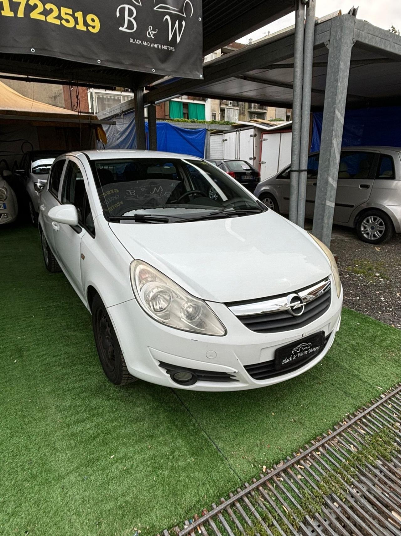 Opel Corsa LEGGERE DESCRIZIONE