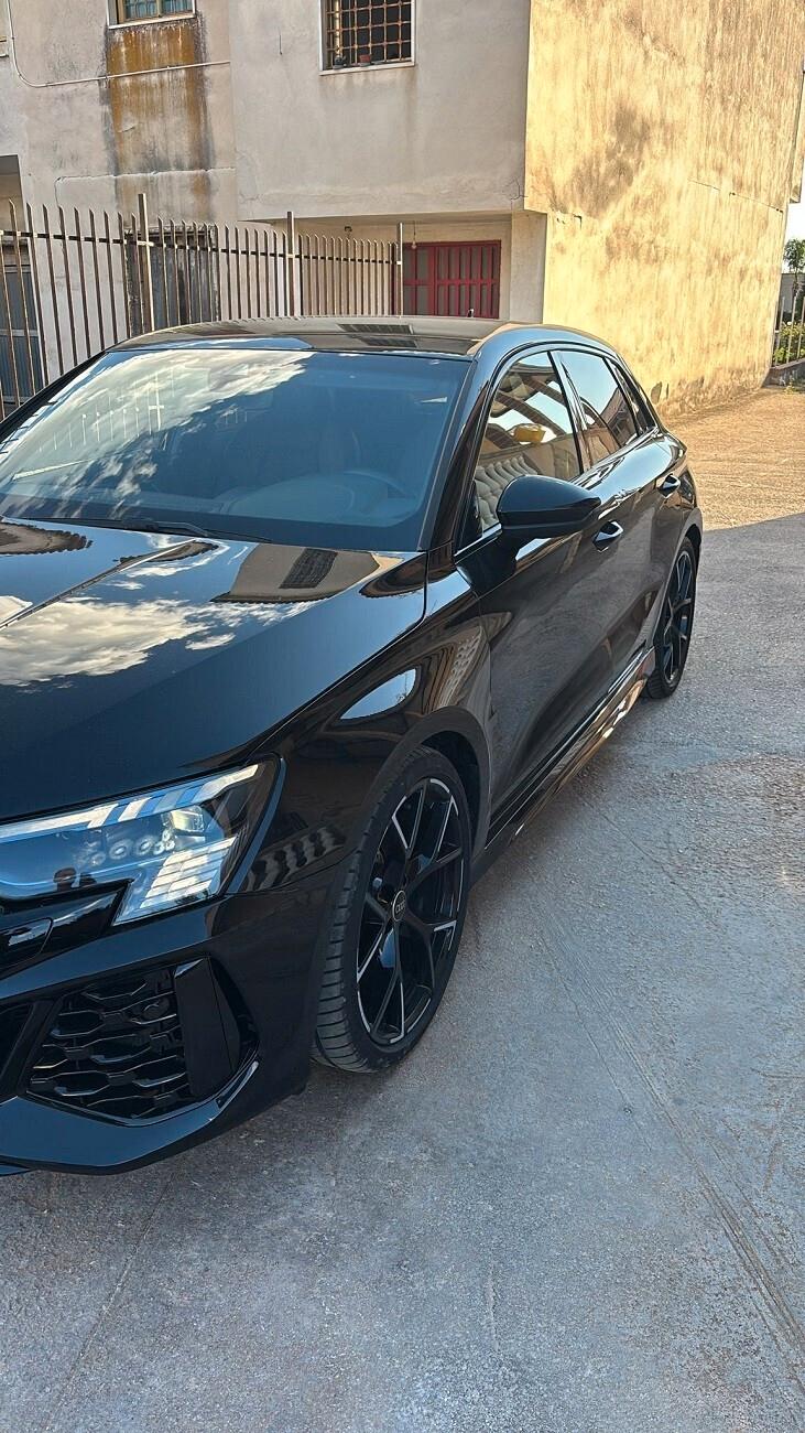 Audi A3 RS 3 SPB TFSI quattro S tronic