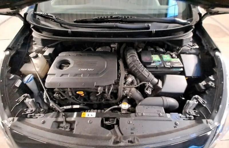 Hyundai i30 Wagon 1.6 CRDi SOLO 120MILA KM!!!!!!!!