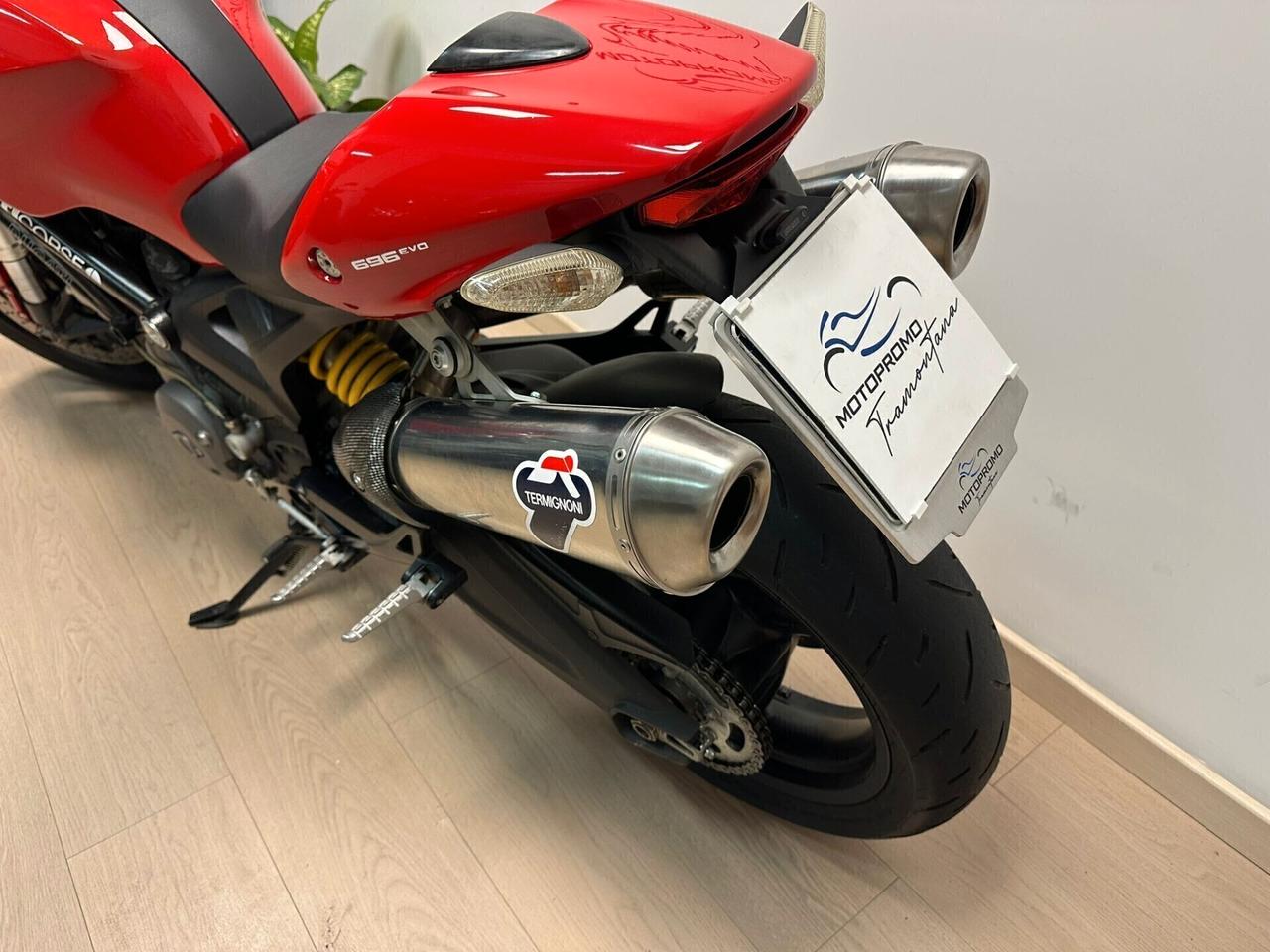 DUCATI MONSTER 696 SCARICO TERMIGNONI DA 99€ AL MESE