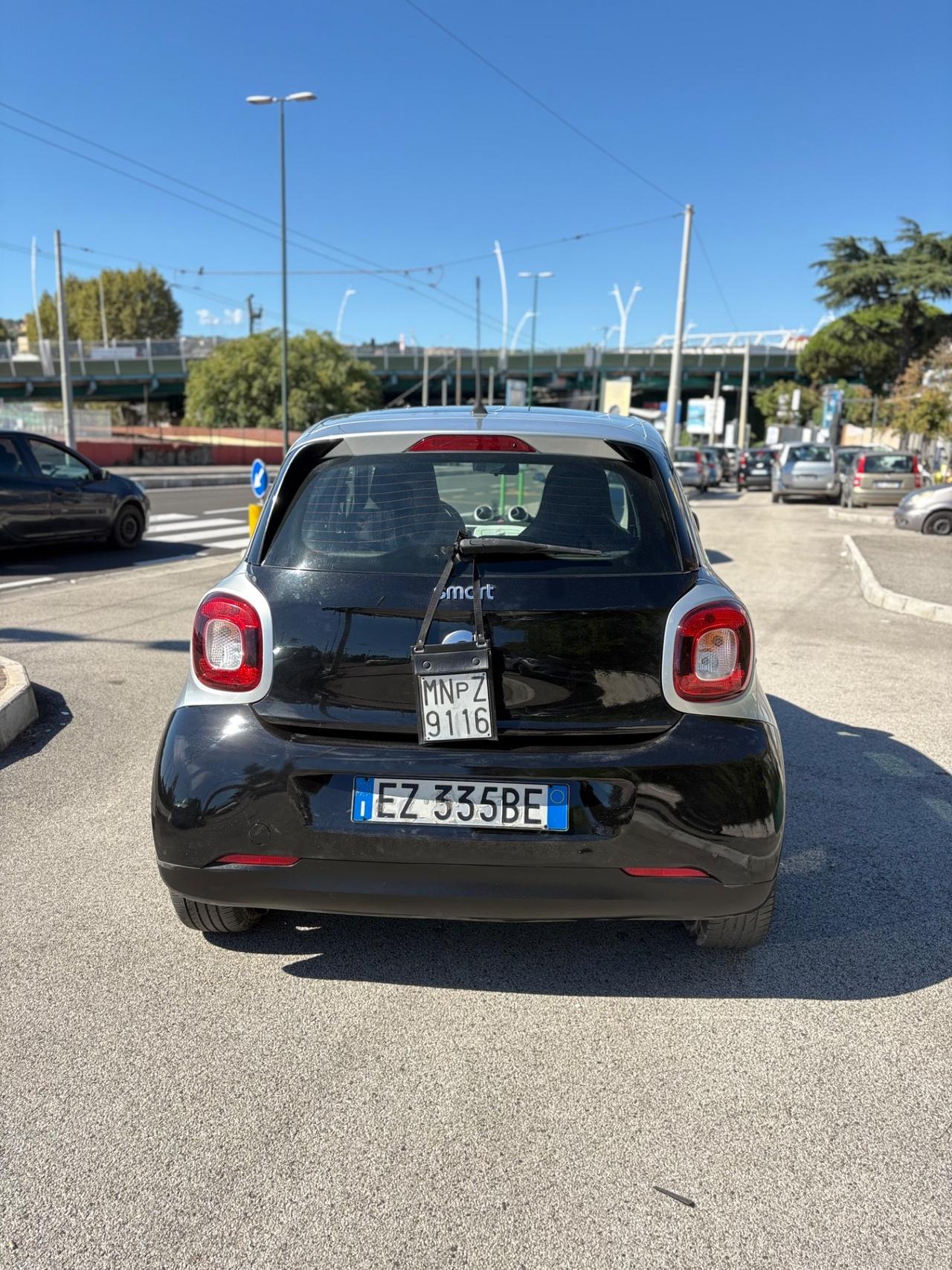 Smart Forfour 1.0 Full Optional 70cv GPL
