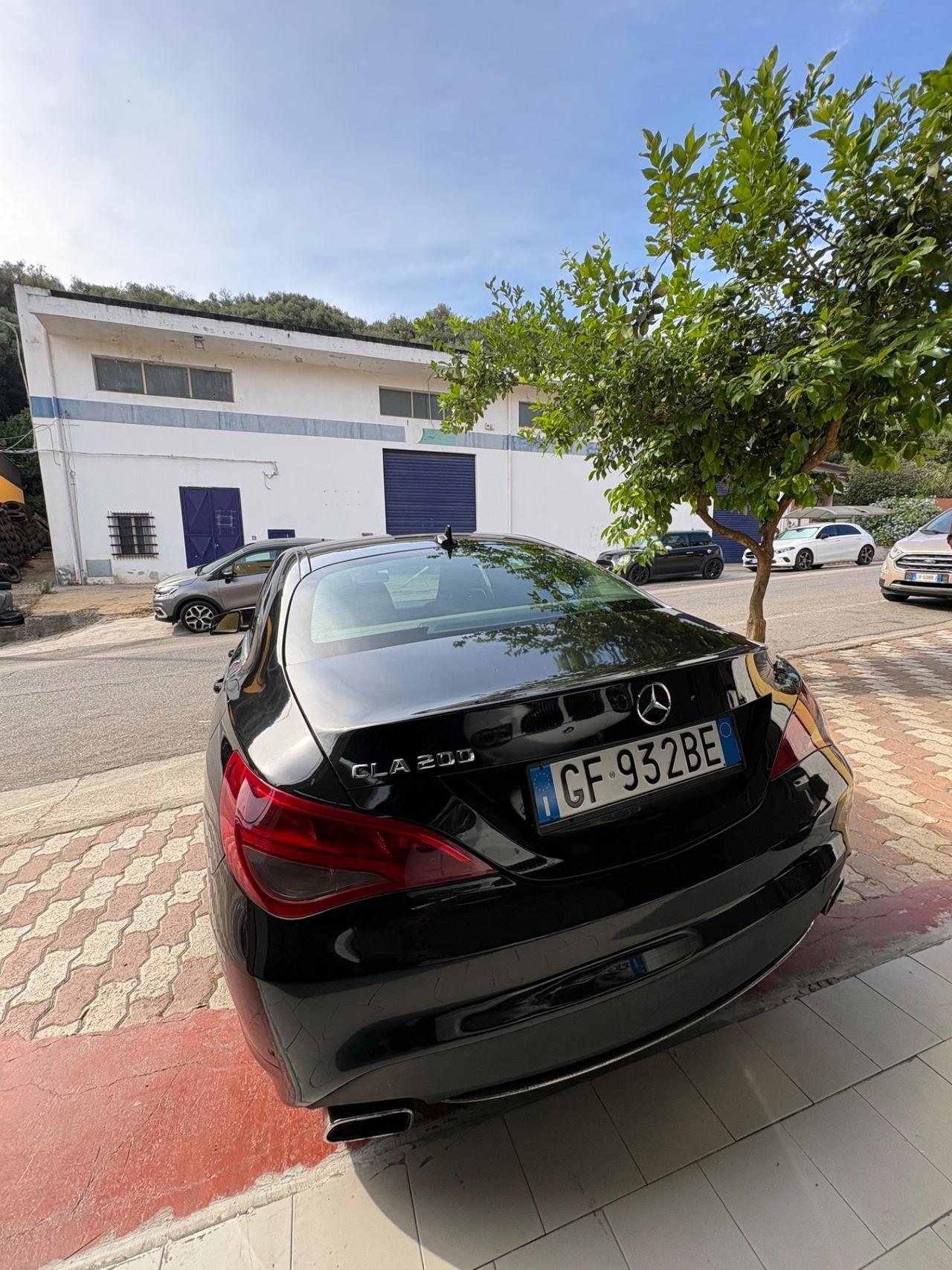 Mercedes-benz CLA 200 180 d Executive