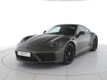 Porsche 992 coupe 3.0 carrera auto