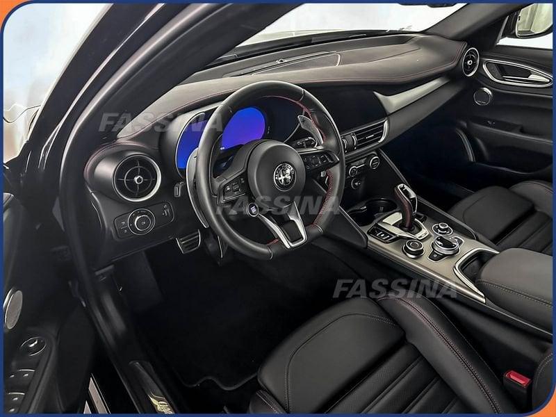 Alfa Romeo Giulia Giulia 2.0 t Competizione Q4 280cv auto