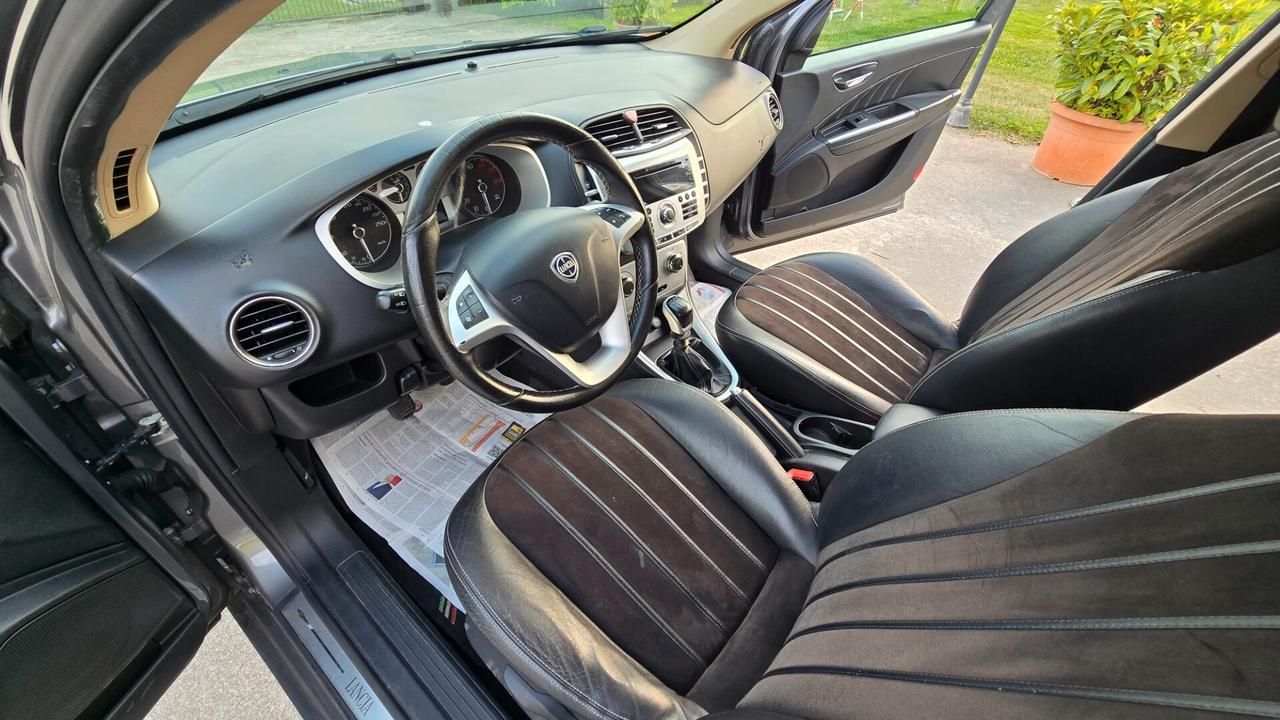 LANCIA DELTA TENUTA MOLTO BENE