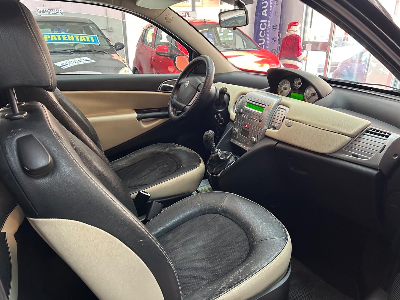 Lancia Ypsilon 1.2 B. Neo Patentati