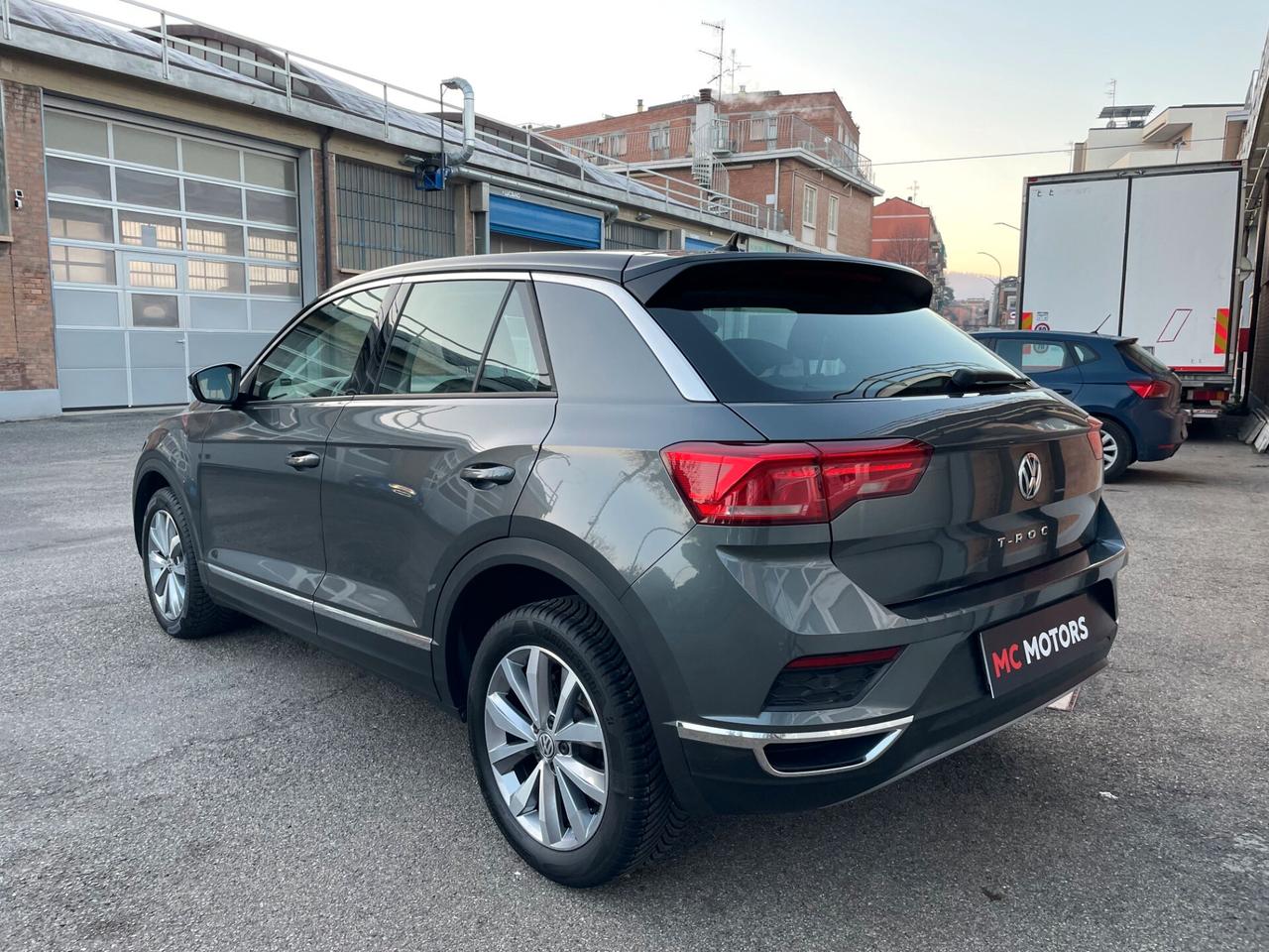 Volkswagen T-Roc BENZINA 115 CV FULL OPTIONAL- UNICO PROPRIETARIO