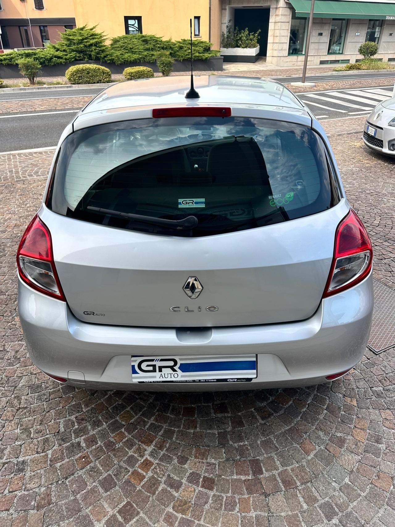 Renault Clio 1.2Bz 75Cv 5P Dynamique -Neopatentati
