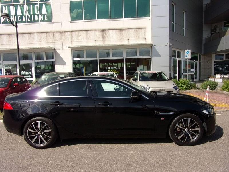 Jaguar XE XE 2.0 D Turbo aut. Prestige Business Edition