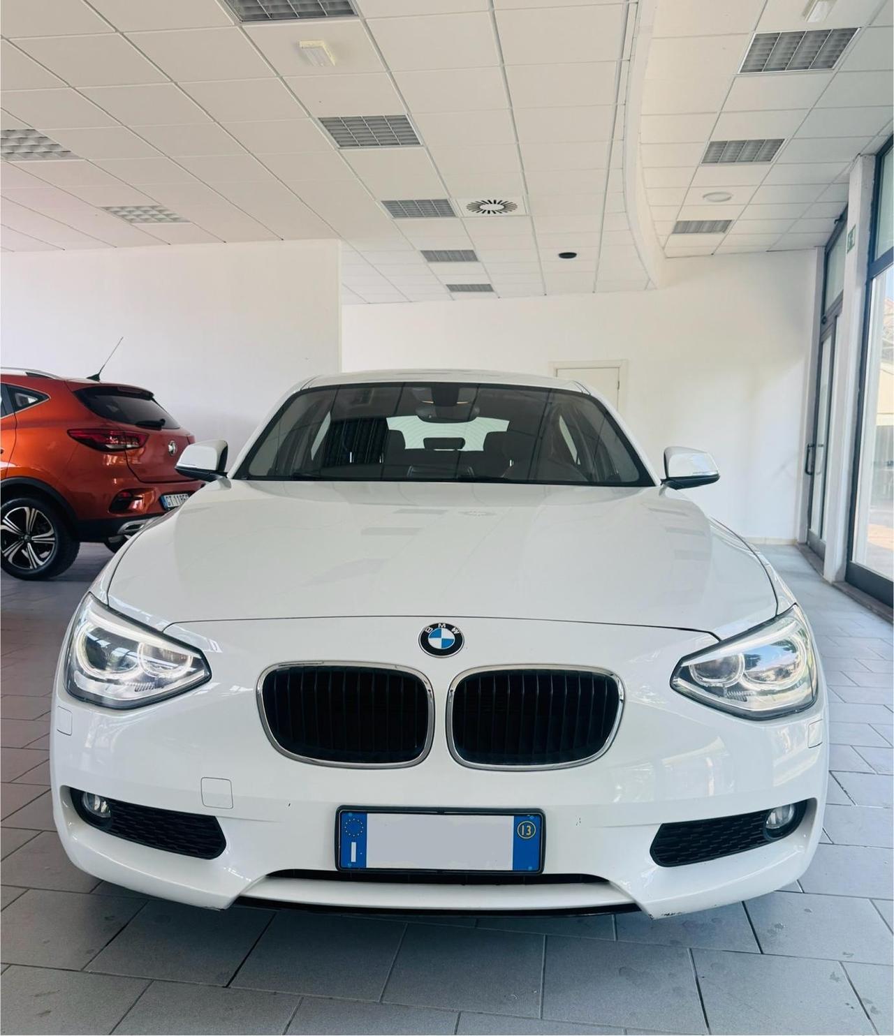Bmw 116 116d 5p. Efficient Dynamics Urban