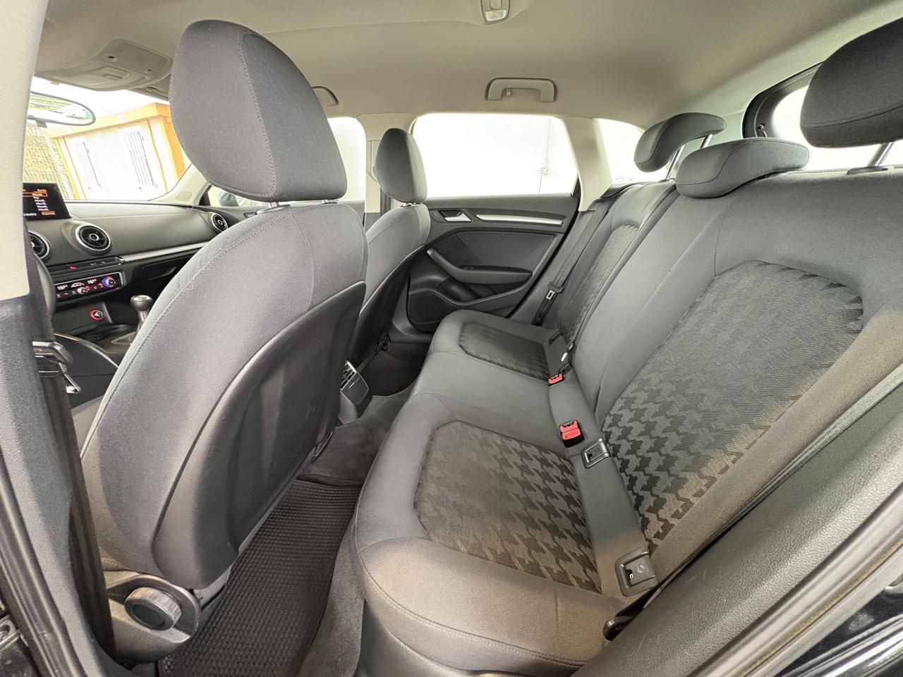 Audi A3 1.6 TDI ultra Attraction