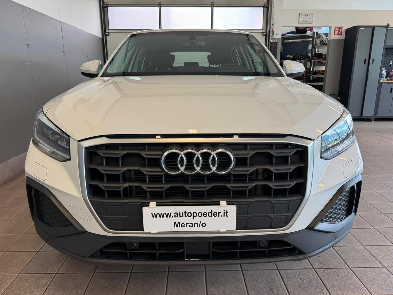 Audi Q2 30 TFSI Business