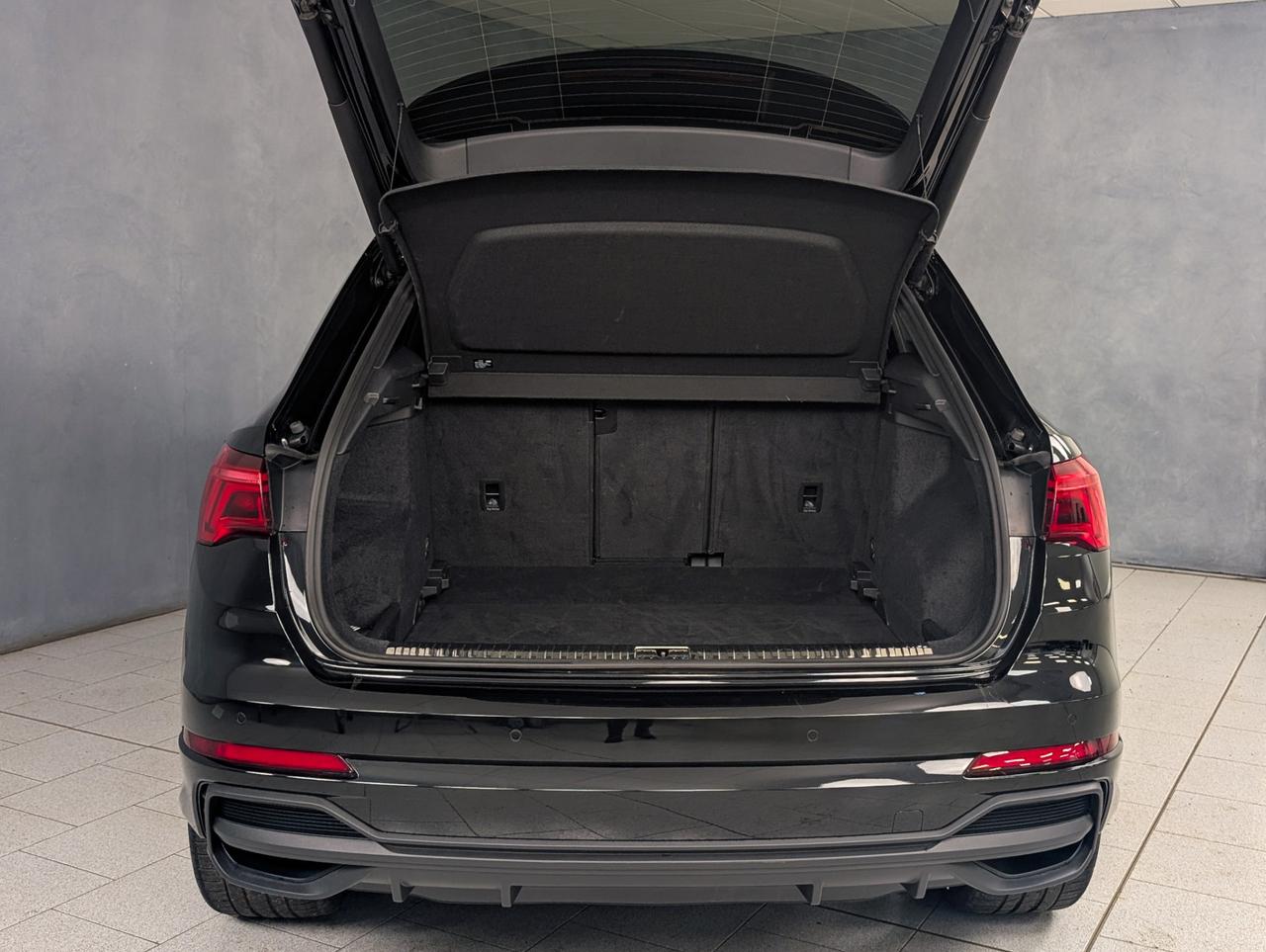 Audi Q3 35 TDI S Line Edition