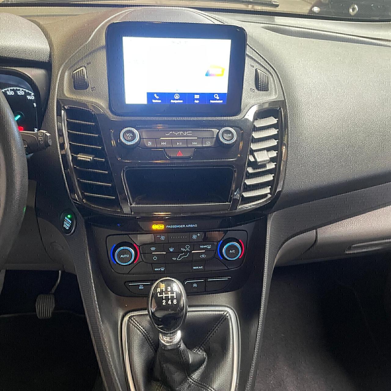 FORD TOURNEO CONNECT 1.5 TDCi 120Cv. TITANIUM