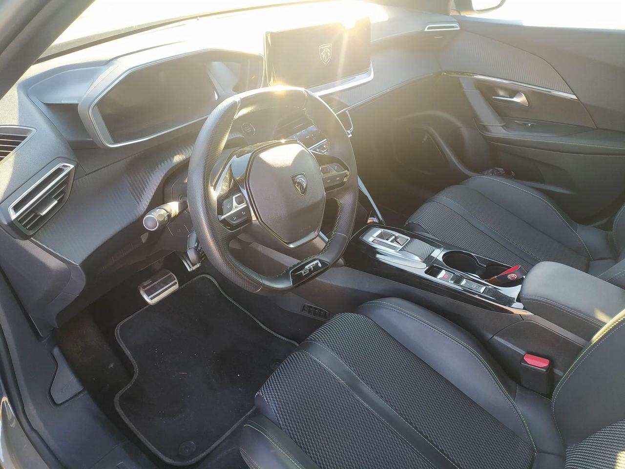 Peugeot 2008 GT e-2008 156 #8105