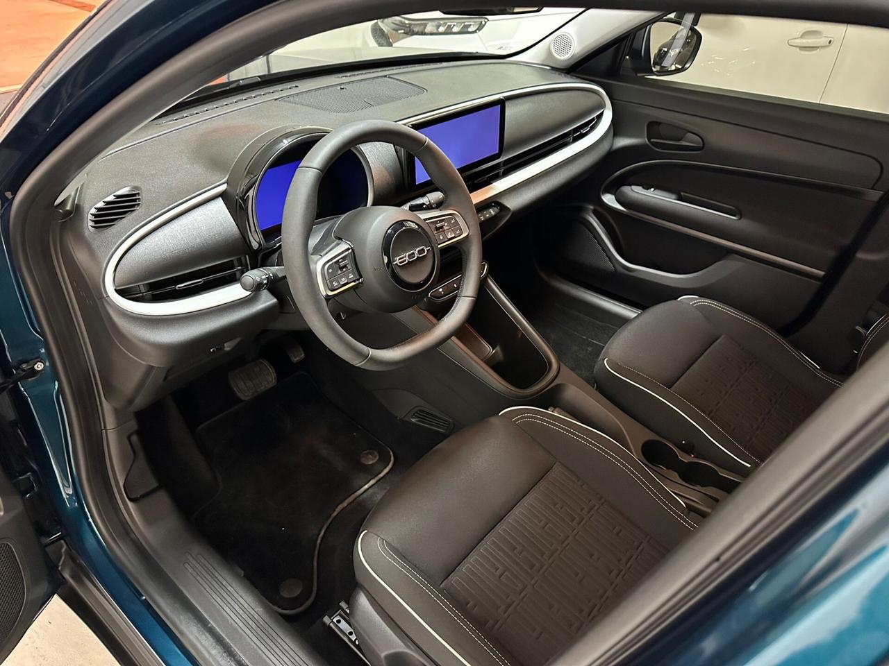 Fiat 600 Hybrid 110 CV DCT MHEV Business