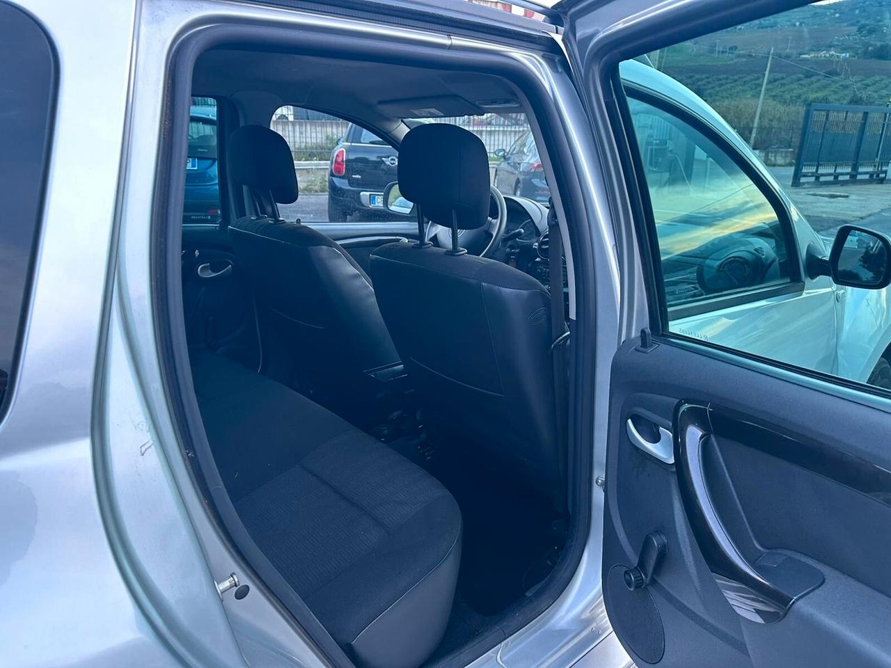 Dacia Duster 1.5 dCi 110CV 4x2 Lauréate Autocarro