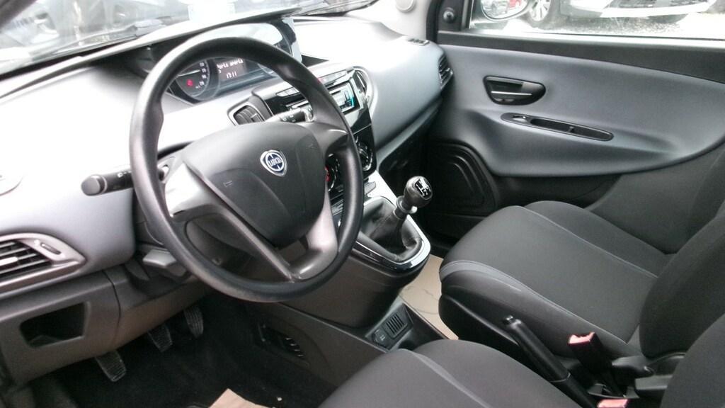 Lancia Ypsilon 5 Porte 1.2 Gold