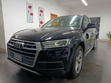 Audi Q5 35 TDI quattro S tronic Business Sport