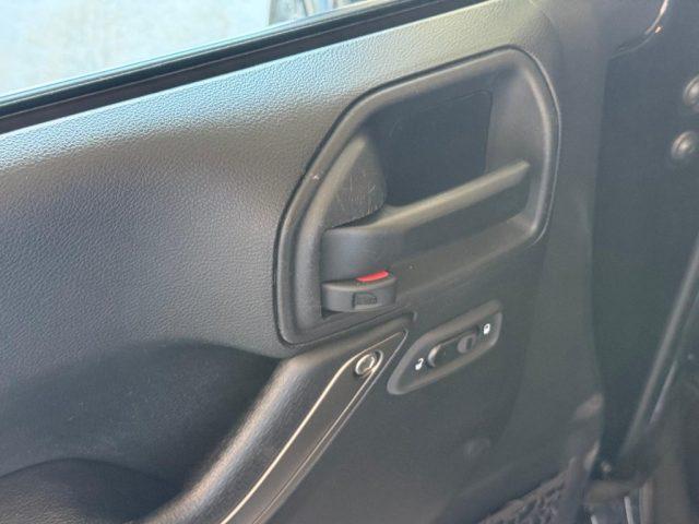 JEEP Wrangler 2.8 CRD DPF Golden Eagle Auto