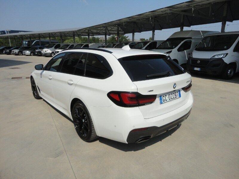BMW Serie 5 530d 48V xDrive Touring Msport