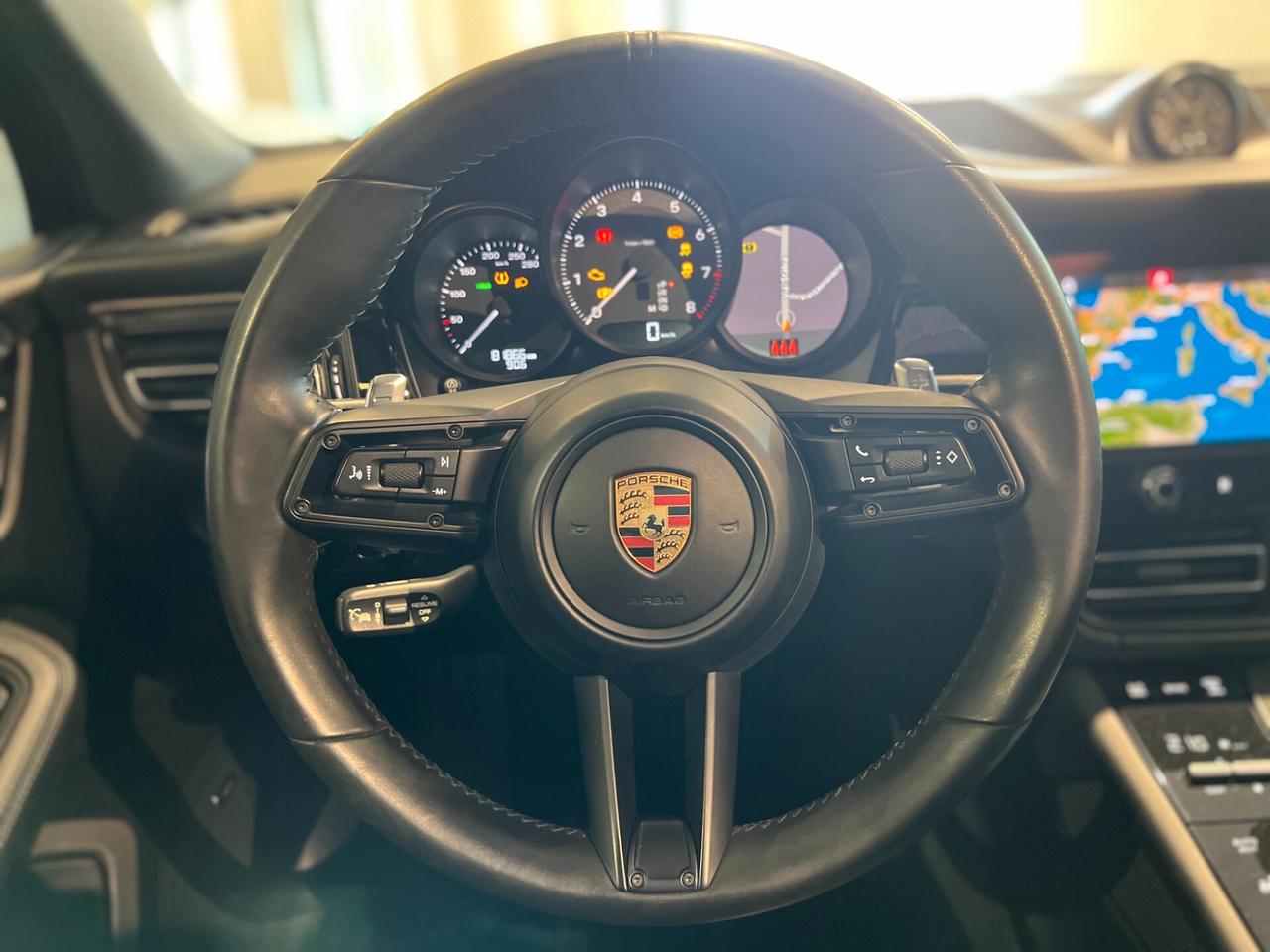 Porsche Macan 2.0 PASM PNEUMATICHE