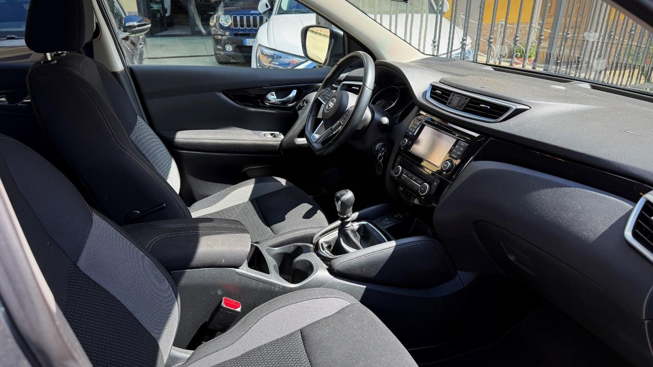 Nissan Qashqai 1.5 dCi Business - 11/2017