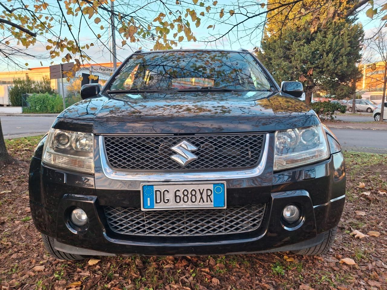 Suzuki Grand Vitara 1.9 DDiS-NAVIGATORE-PELLE-TETTO--