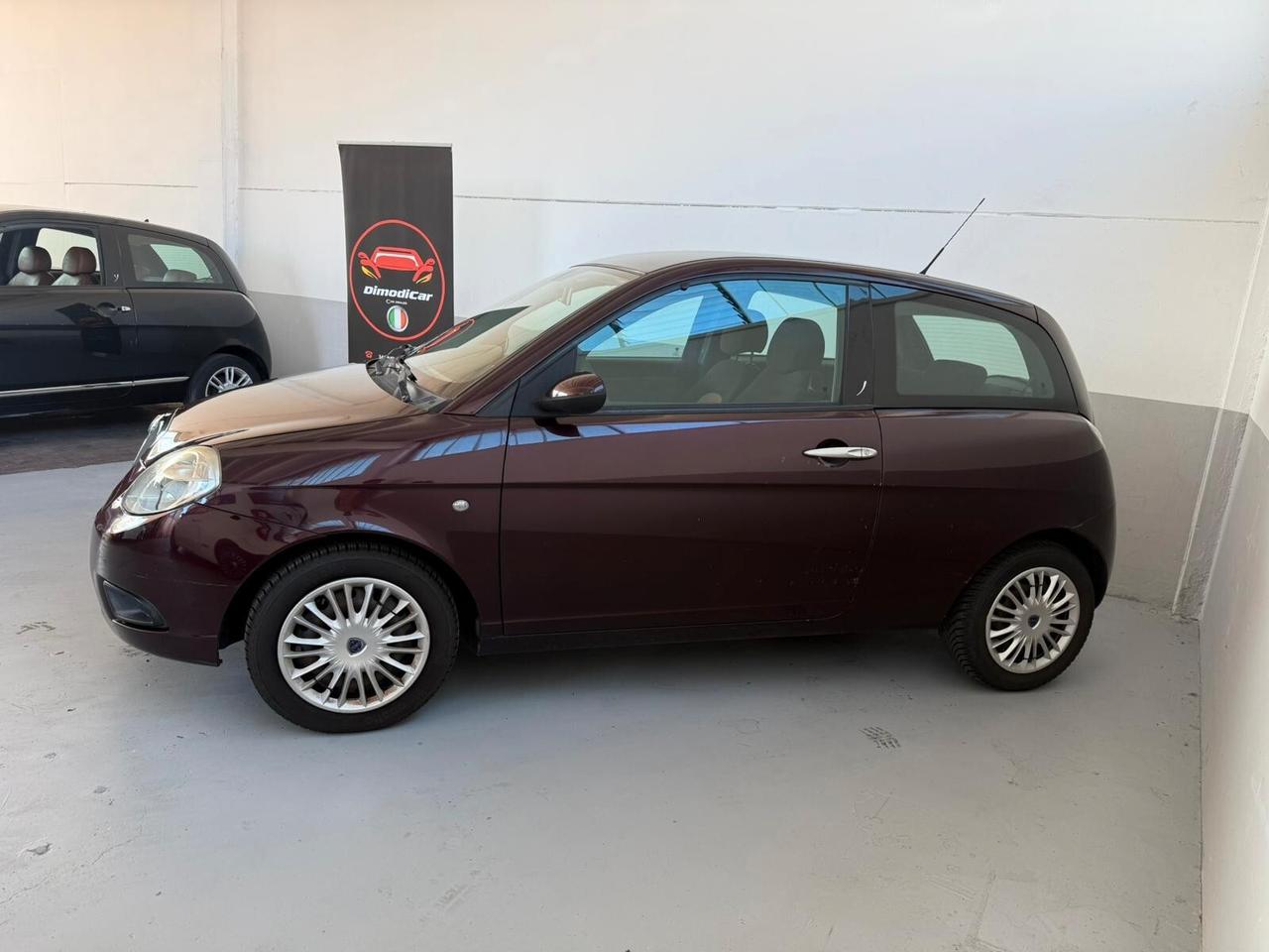 Lancia Ypsilon 1.2 Argento