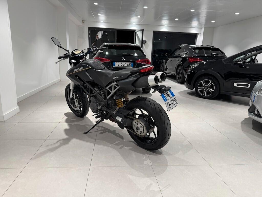 Ducati Hypermotard 796