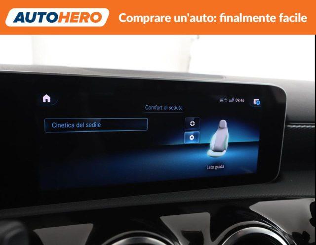 MERCEDES-BENZ A 200 d Automatic Premium