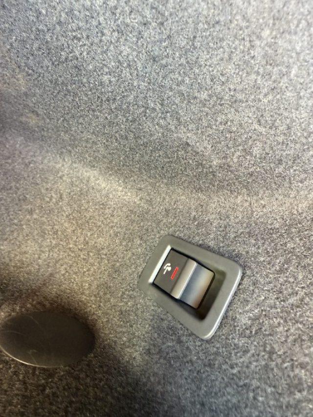 AUDI Q3 40 TFSI quattro S tronic S line edition KIKO editi