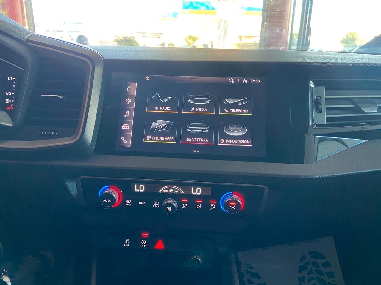 Audi A1 SPB 30 TFSI STronic 1.0cc AUTOMATICA
