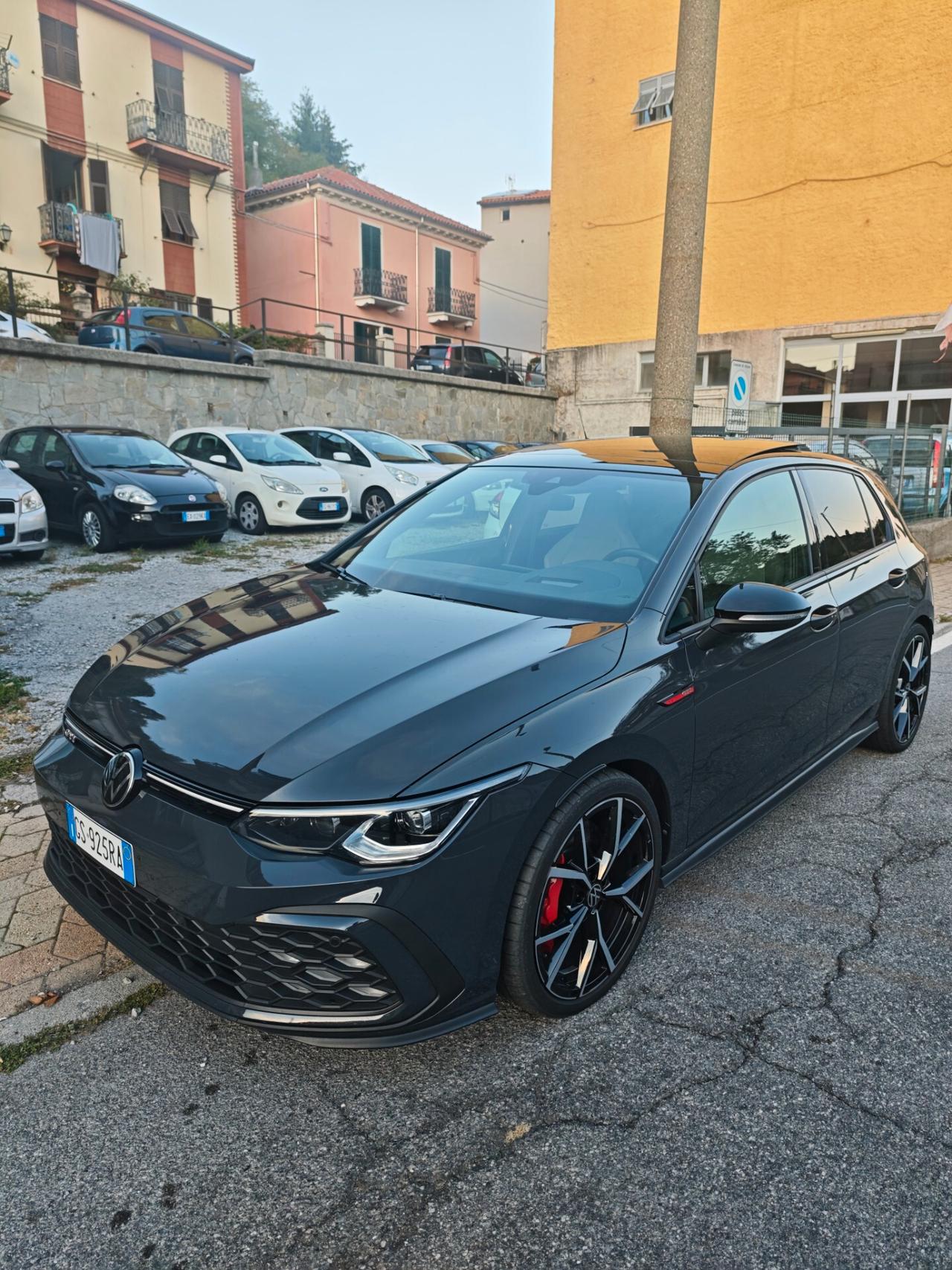 Volkswagen Golf GTI 8 491cv full 21'